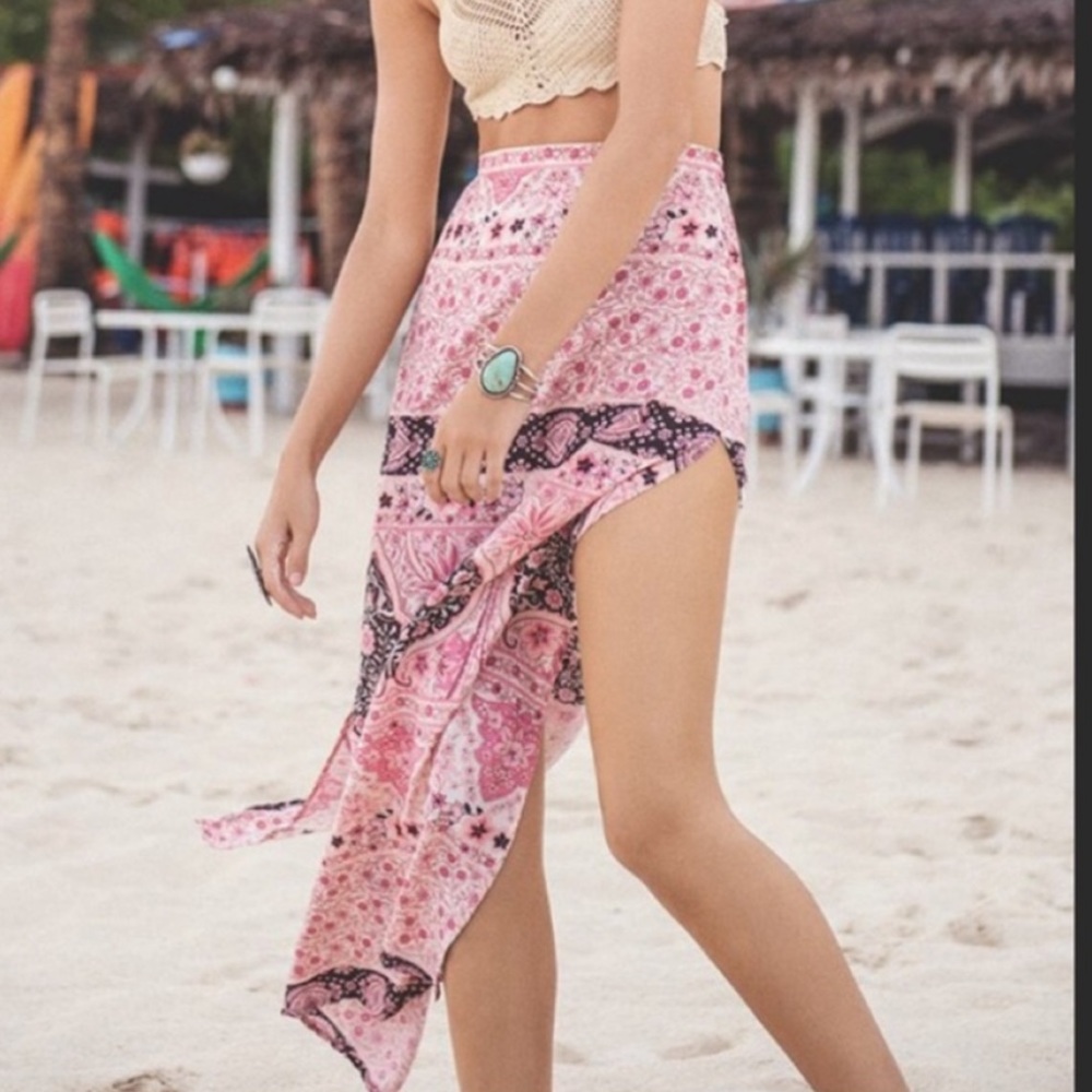NWT Spell aloha Fox double slit skirt